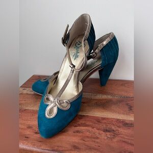 Seychelles All Dressed Up: Teal suede Mary Jane style, vintage style size 9